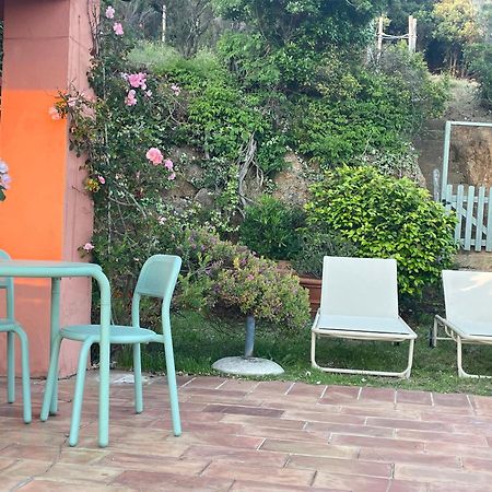 פורטיסיו Maison De Lou מראה חיצוני תמונה